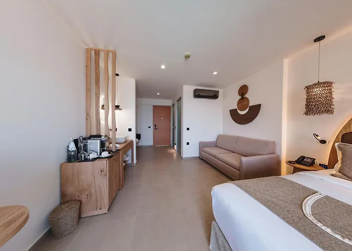 Cabana Blu Hotel & Suites